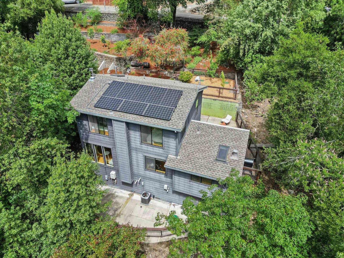 Detail Gallery Image 45 of 45 For 19060 Laurel Dr, Los Gatos,  CA 95033 - 2 Beds | 2/1 Baths