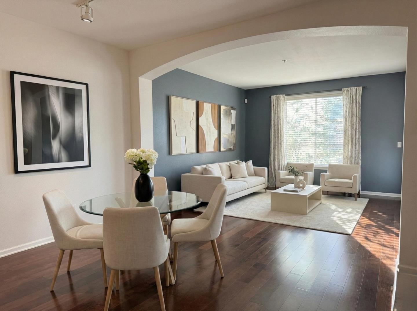 Detail Gallery Image 2 of 7 For 800 N 8th St #207,  San Jose,  CA 95112 - 2 Beds | 2 Baths