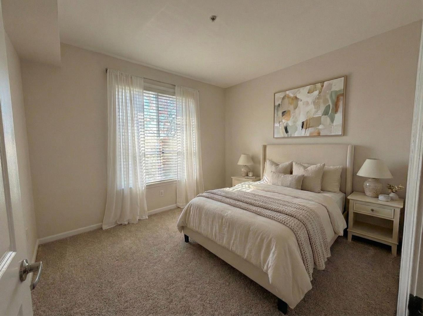 Detail Gallery Image 4 of 7 For 800 N 8th St #207,  San Jose,  CA 95112 - 2 Beds | 2 Baths