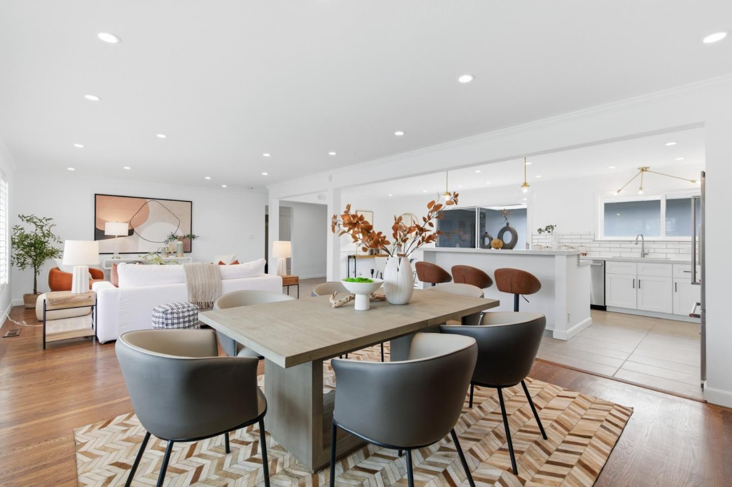 Detail Gallery Image 16 of 69 For 439 Yellowstone Dr, South San Francisco,  CA 94080 - 3 Beds | 2 Baths