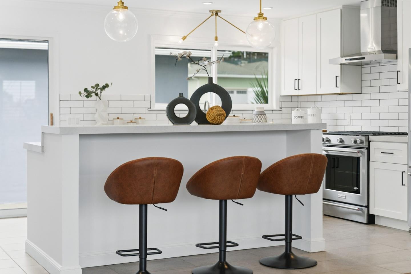 Detail Gallery Image 23 of 69 For 439 Yellowstone Dr, South San Francisco,  CA 94080 - 3 Beds | 2 Baths