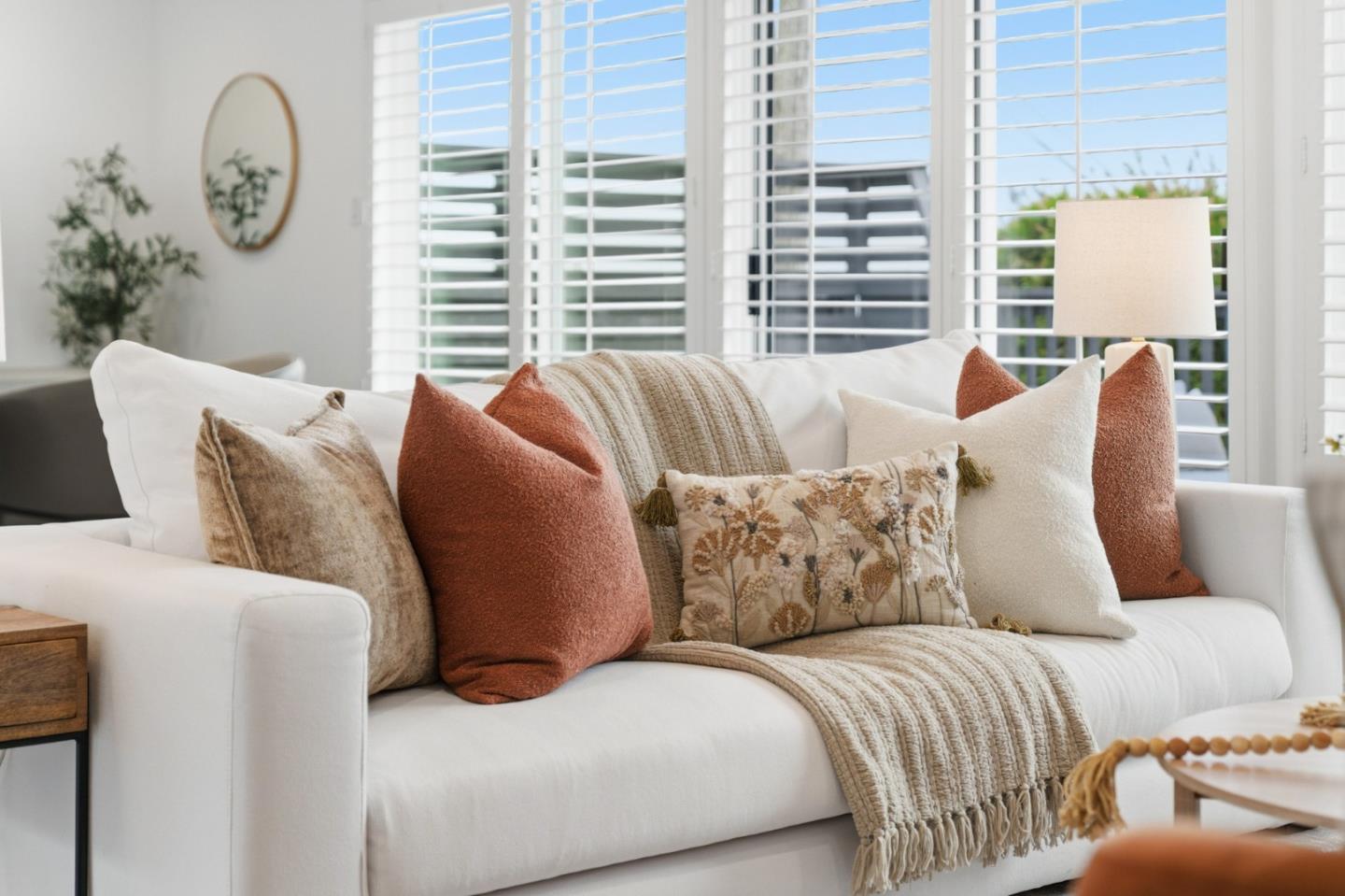 Detail Gallery Image 3 of 69 For 439 Yellowstone Dr, South San Francisco,  CA 94080 - 3 Beds | 2 Baths