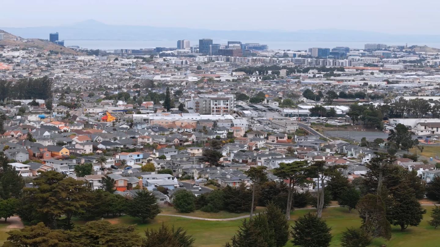 Detail Gallery Image 57 of 69 For 439 Yellowstone Dr, South San Francisco,  CA 94080 - 3 Beds | 2 Baths