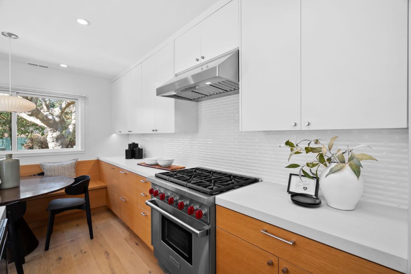 Detail Gallery Image 10 of 58 For 628 8th Ave, Menlo Park,  CA 94025 - 2 Beds | 2 Baths