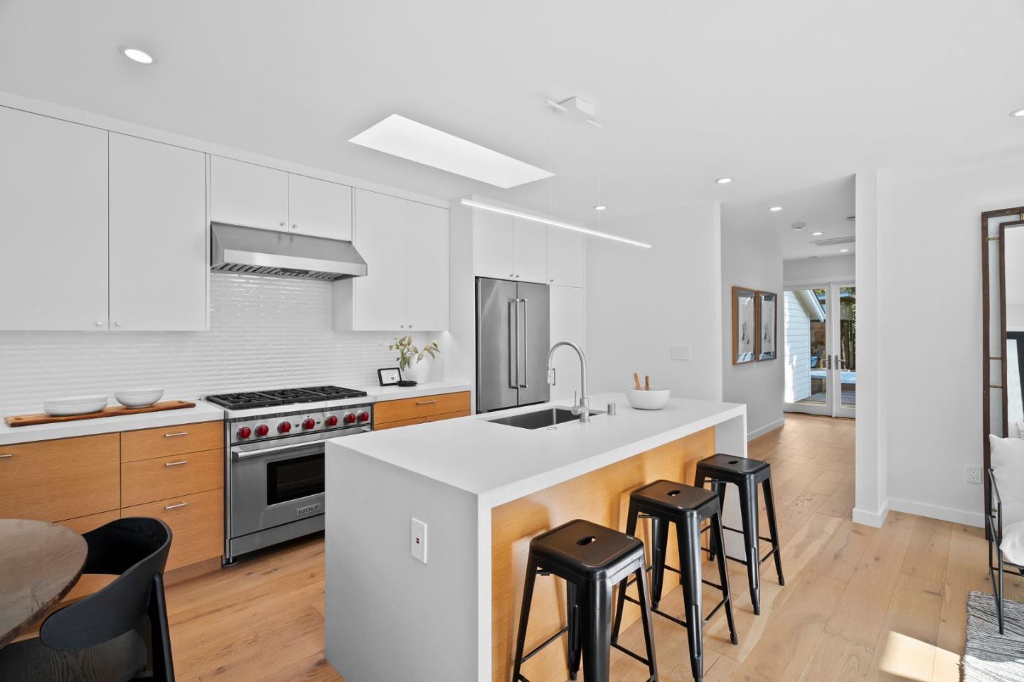 Detail Gallery Image 12 of 58 For 628 8th Ave, Menlo Park,  CA 94025 - 2 Beds | 2 Baths