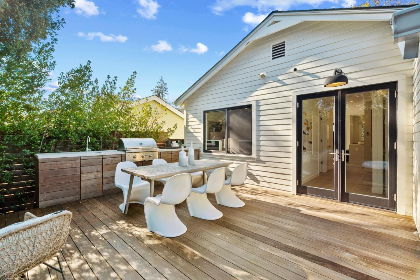 Detail Gallery Image 27 of 58 For 628 8th Ave, Menlo Park,  CA 94025 - 2 Beds | 2 Baths