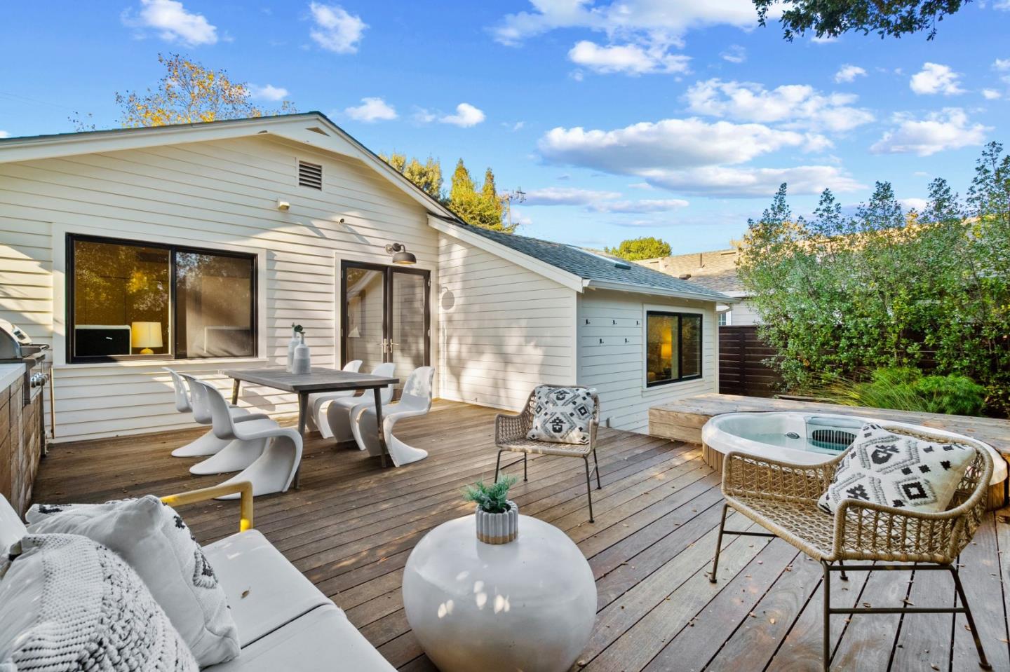 Detail Gallery Image 29 of 58 For 628 8th Ave, Menlo Park,  CA 94025 - 2 Beds | 2 Baths