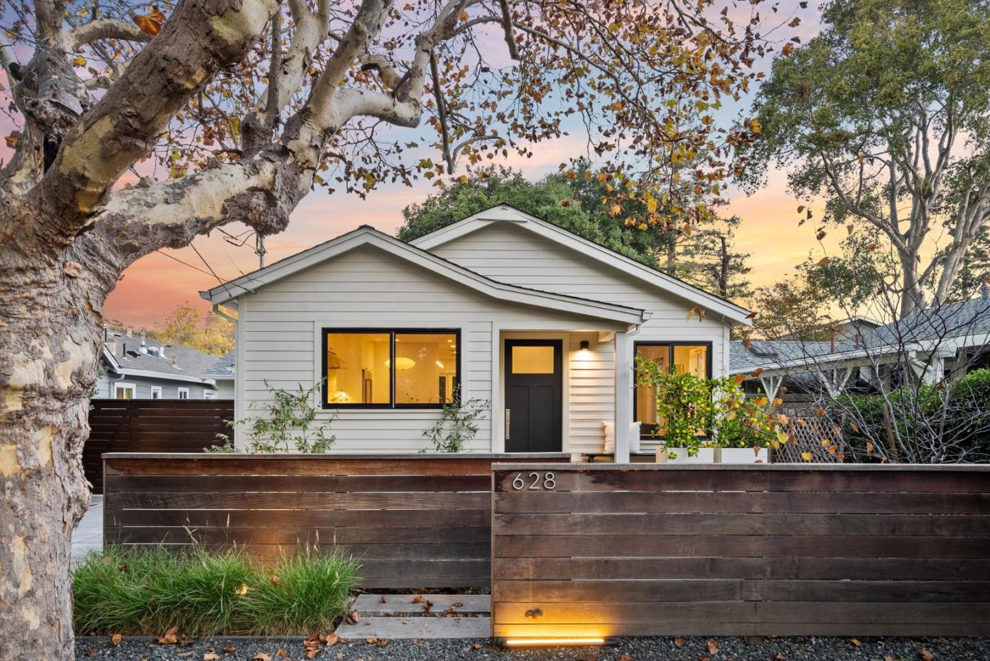 Detail Gallery Image 41 of 58 For 628 8th Ave, Menlo Park,  CA 94025 - 2 Beds | 2 Baths