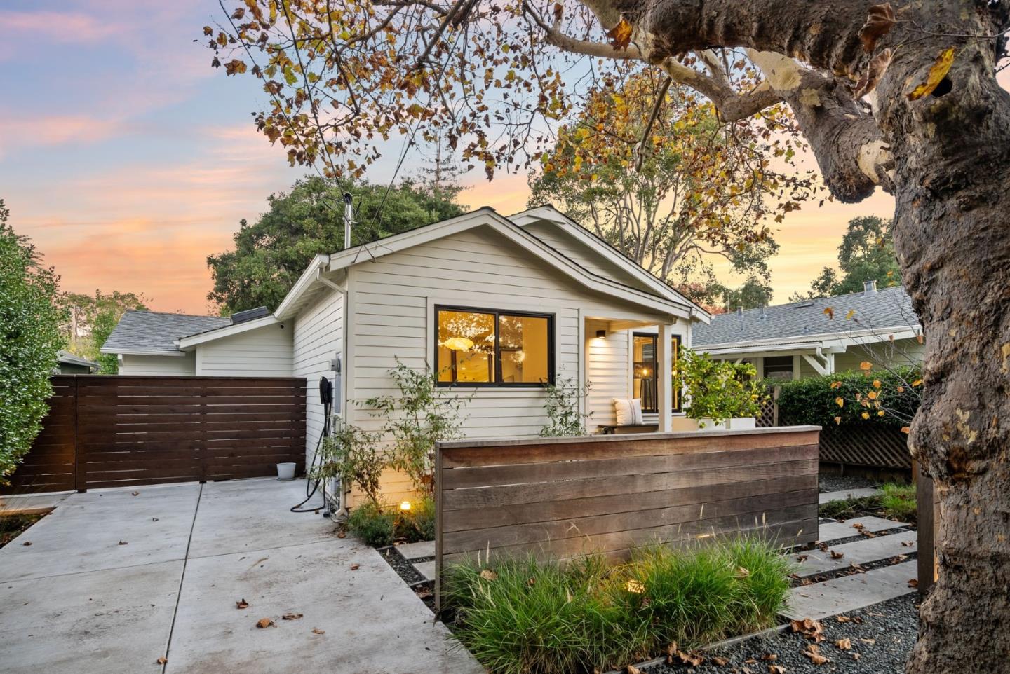 Detail Gallery Image 42 of 58 For 628 8th Ave, Menlo Park,  CA 94025 - 2 Beds | 2 Baths