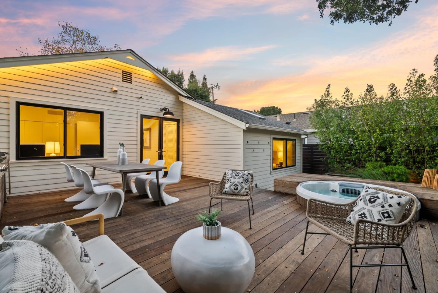 Detail Gallery Image 48 of 58 For 628 8th Ave, Menlo Park,  CA 94025 - 2 Beds | 2 Baths