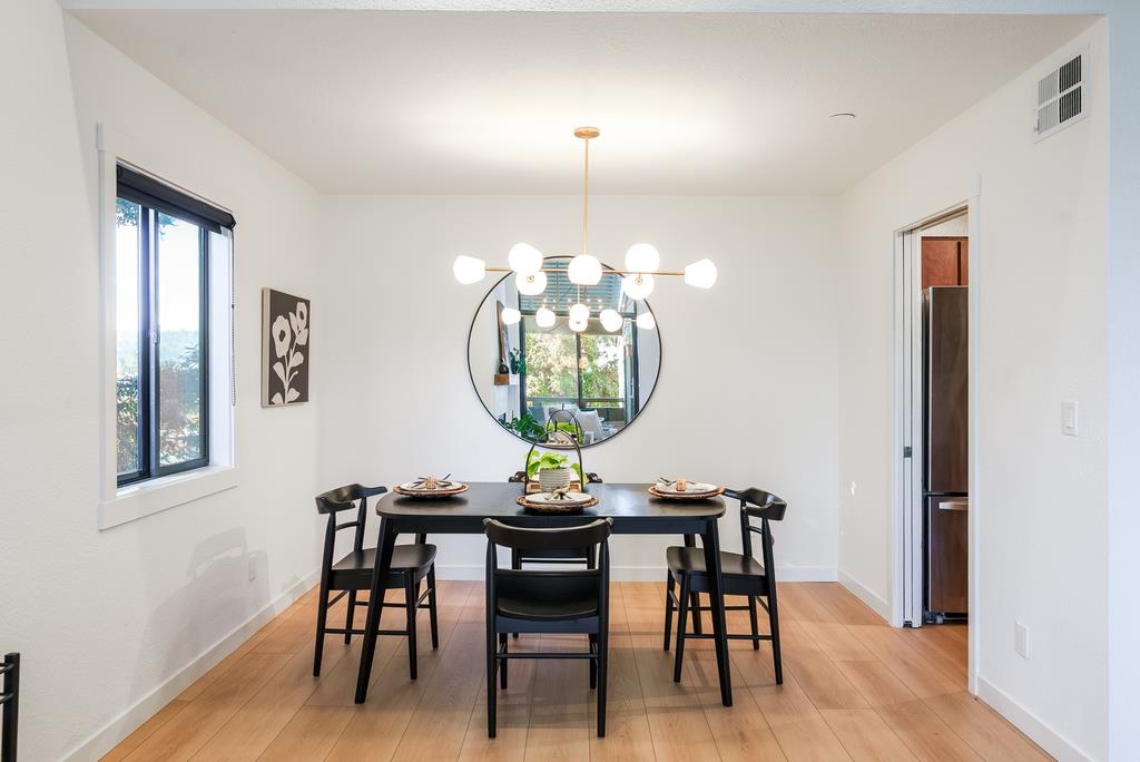 Detail Gallery Image 12 of 37 For 318 Soquel Ave #D3,  Santa Cruz,  CA 95062 - 2 Beds | 2 Baths