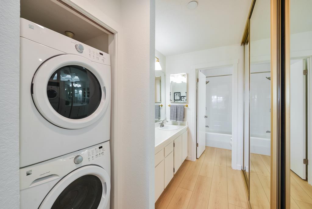 Detail Gallery Image 23 of 37 For 318 Soquel Ave #D3,  Santa Cruz,  CA 95062 - 2 Beds | 2 Baths