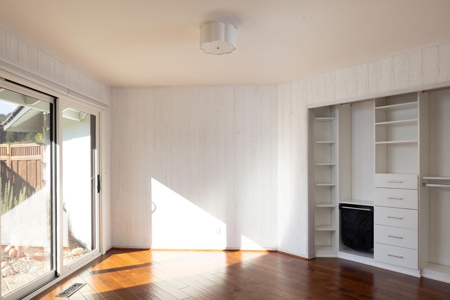 Detail Gallery Image 16 of 28 For 8022 River Pl, Carmel,  CA 93923 - 3 Beds | 2/1 Baths