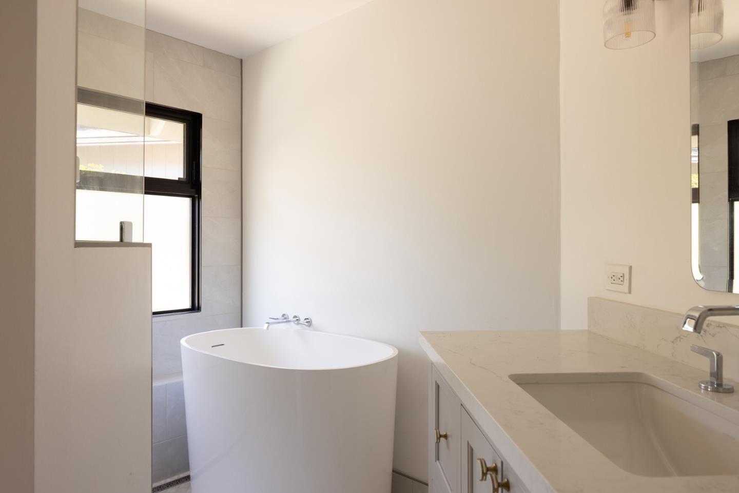 Detail Gallery Image 22 of 28 For 8022 River Pl, Carmel,  CA 93923 - 3 Beds | 2/1 Baths