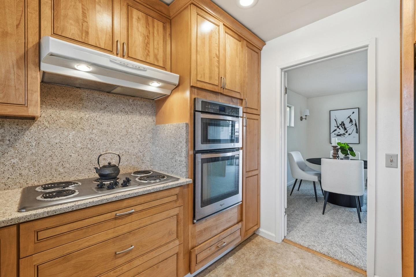 Detail Gallery Image 11 of 71 For 120 Corinne Ave, Santa Cruz,  CA 95065 - 3 Beds | 2 Baths