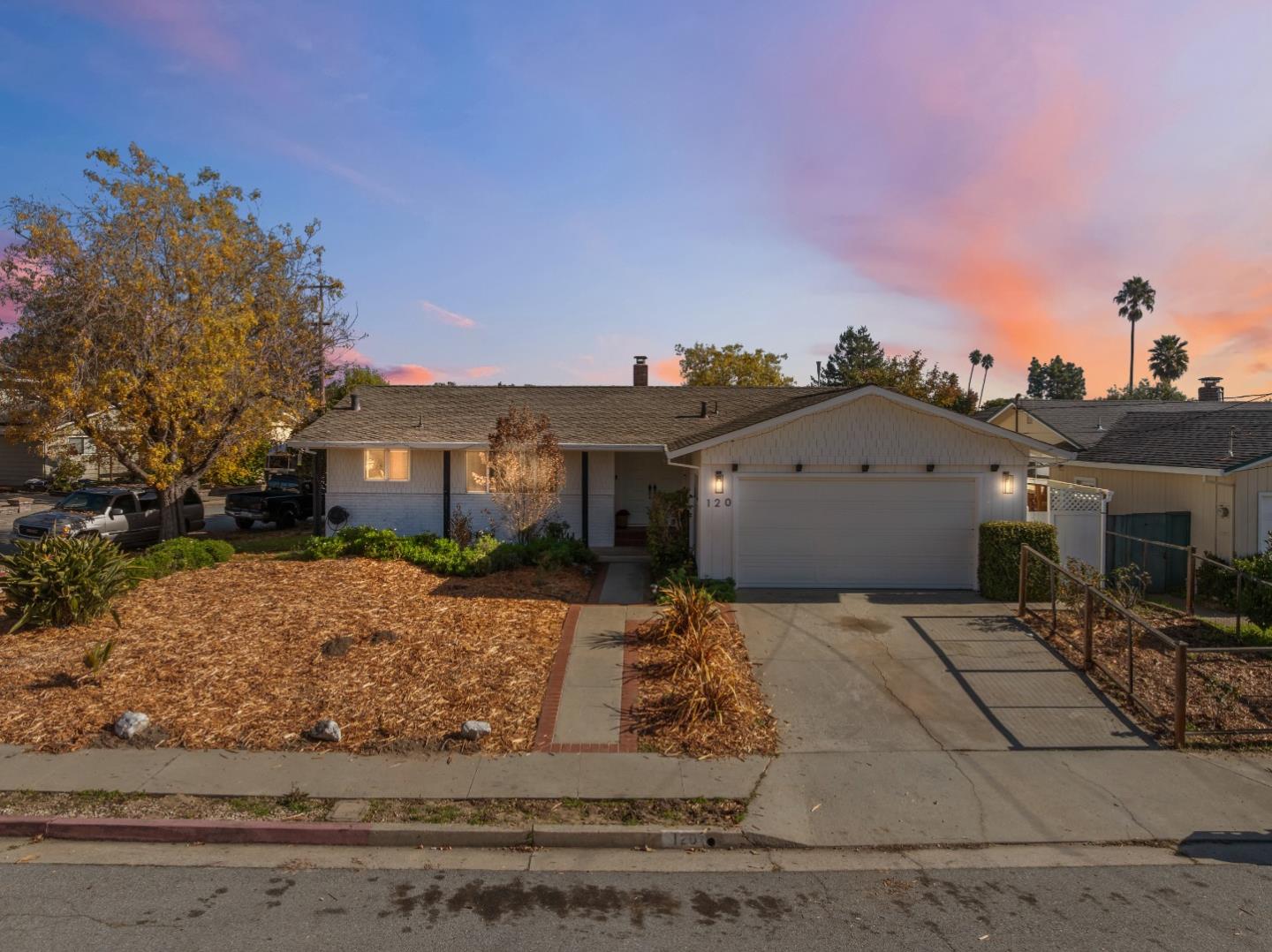 Detail Gallery Image 3 of 71 For 120 Corinne Ave, Santa Cruz,  CA 95065 - 3 Beds | 2 Baths