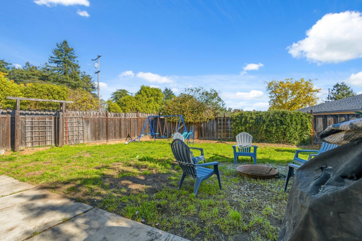 Detail Gallery Image 32 of 71 For 120 Corinne Ave, Santa Cruz,  CA 95065 - 3 Beds | 2 Baths