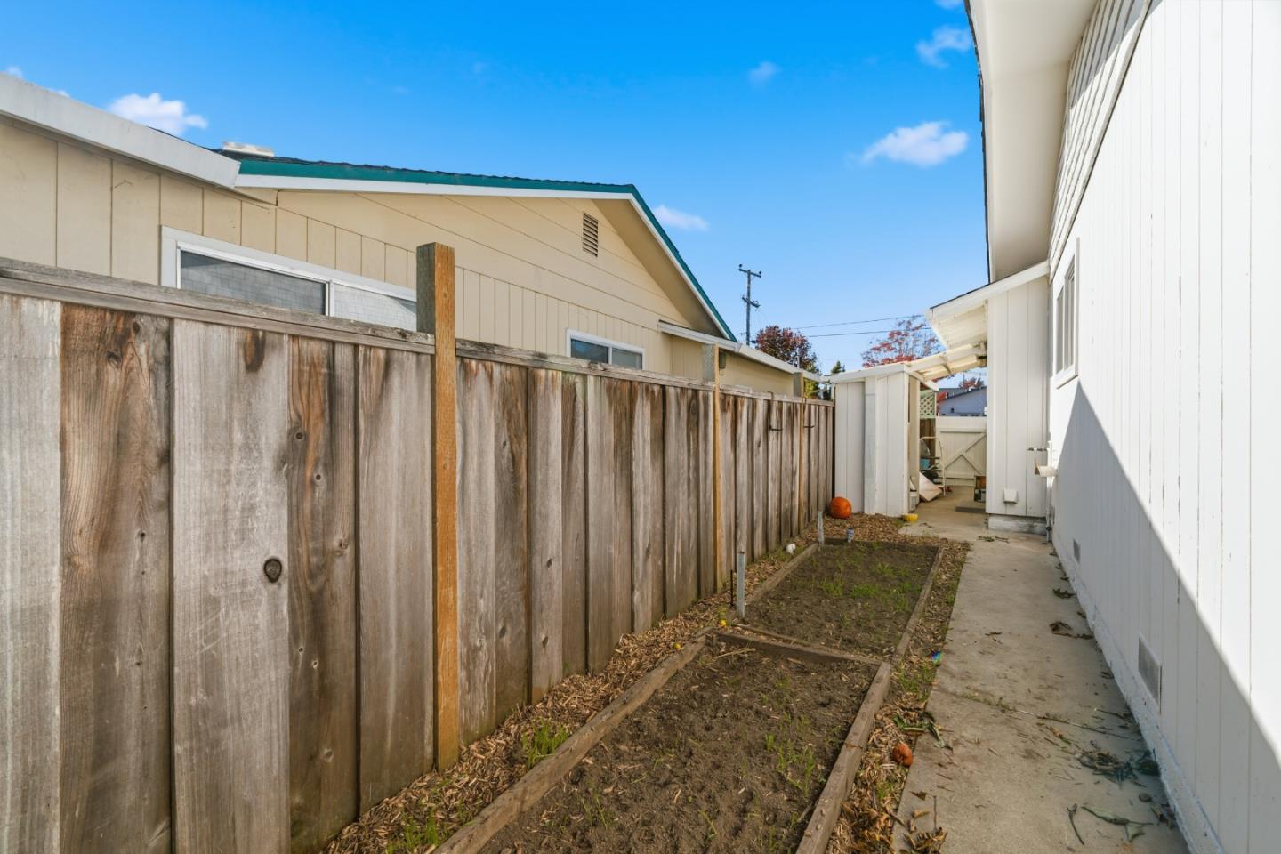 Detail Gallery Image 36 of 71 For 120 Corinne Ave, Santa Cruz,  CA 95065 - 3 Beds | 2 Baths
