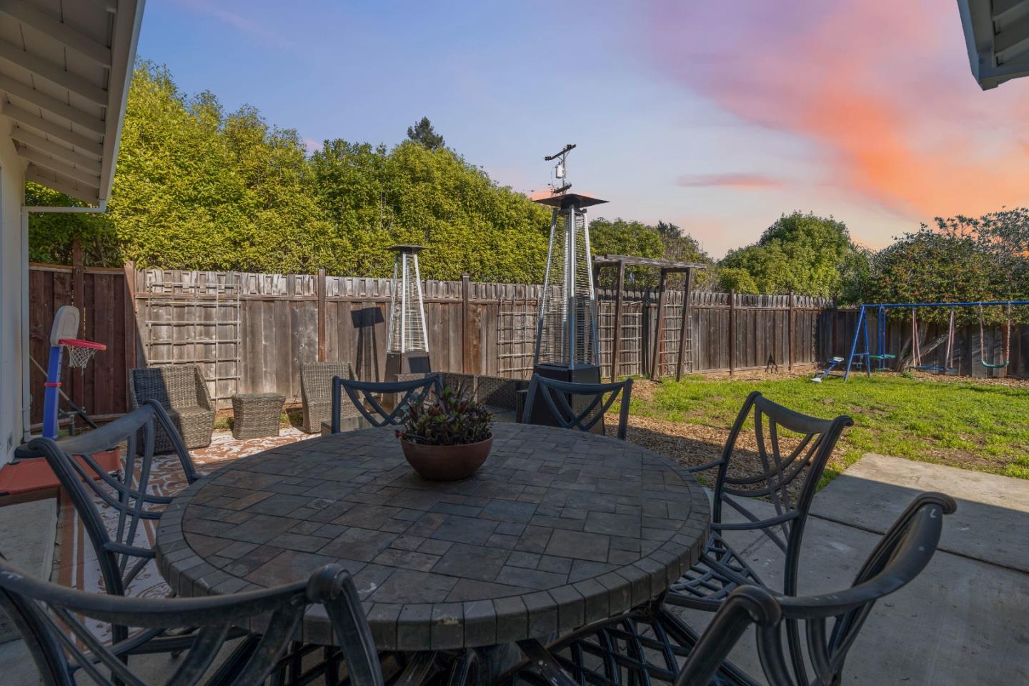 Detail Gallery Image 52 of 71 For 120 Corinne Ave, Santa Cruz,  CA 95065 - 3 Beds | 2 Baths