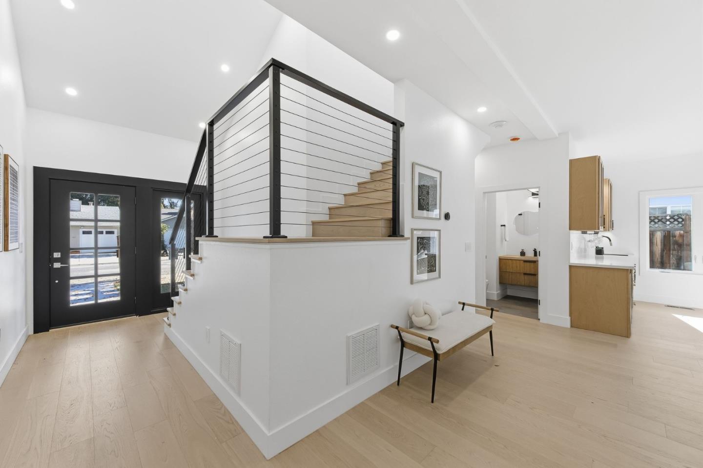 Detail Gallery Image 11 of 44 For 1748 Crane Ave, Mountain View,  CA 94040 - 4 Beds | 3/1 Baths