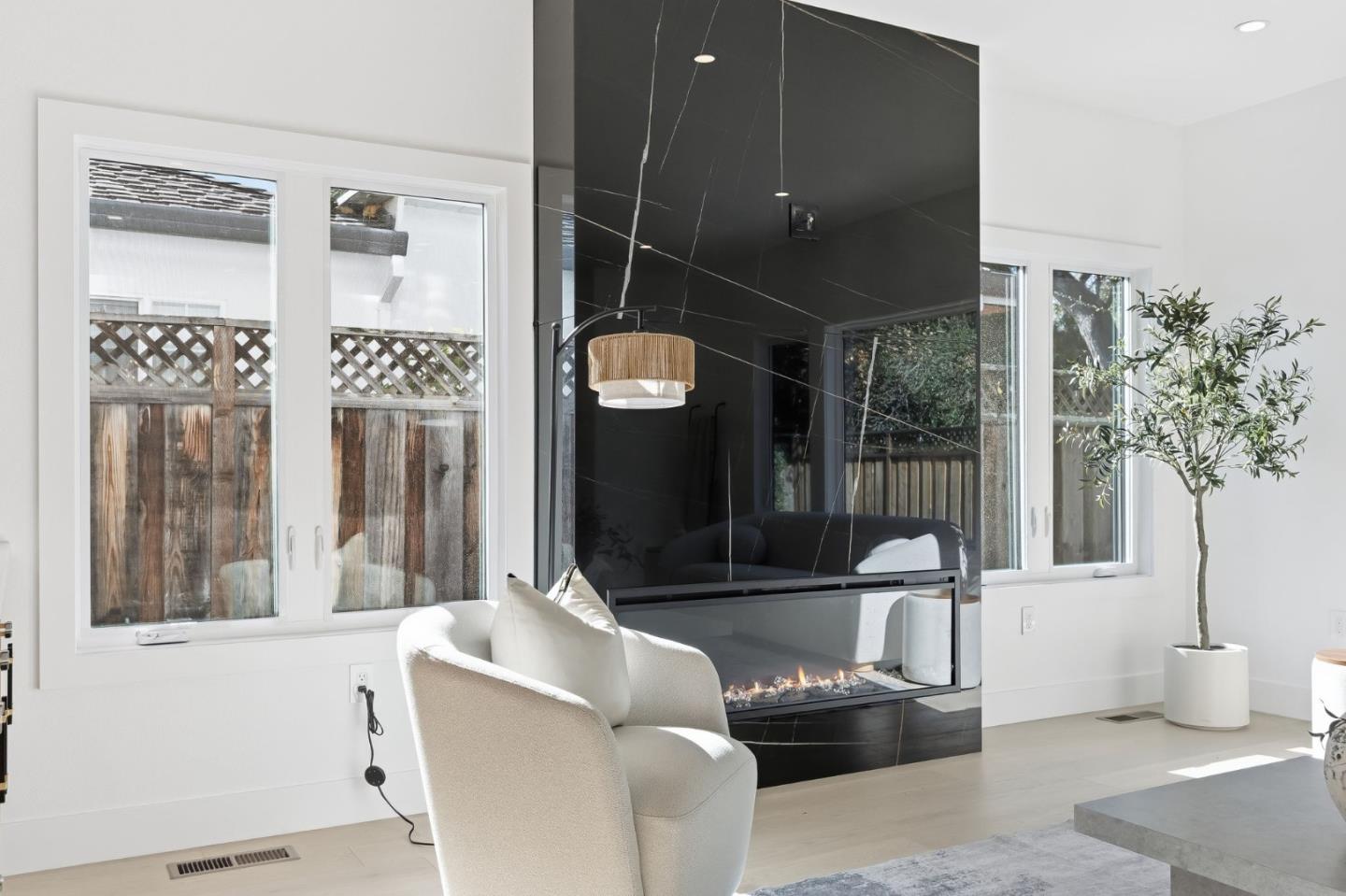 Detail Gallery Image 19 of 44 For 1748 Crane Ave, Mountain View,  CA 94040 - 4 Beds | 3/1 Baths