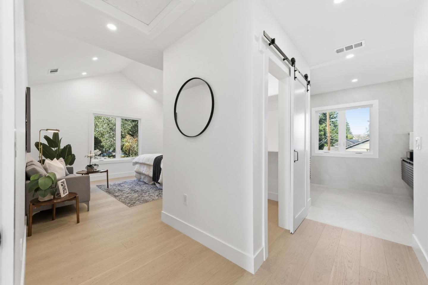 Detail Gallery Image 31 of 44 For 1748 Crane Ave, Mountain View,  CA 94040 - 4 Beds | 3/1 Baths