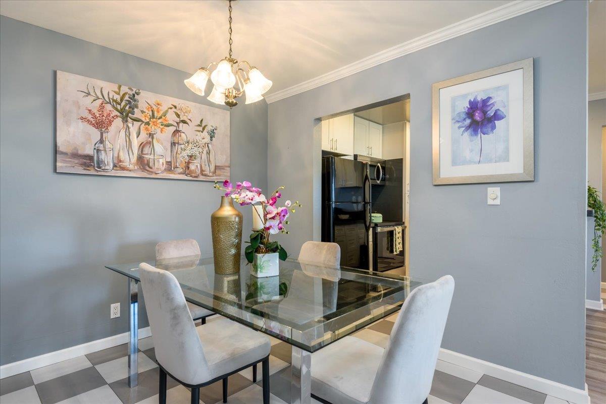 Detail Gallery Image 13 of 36 For 222 Laurel St #101,  San Carlos,  CA 94070 - 2 Beds | 2 Baths