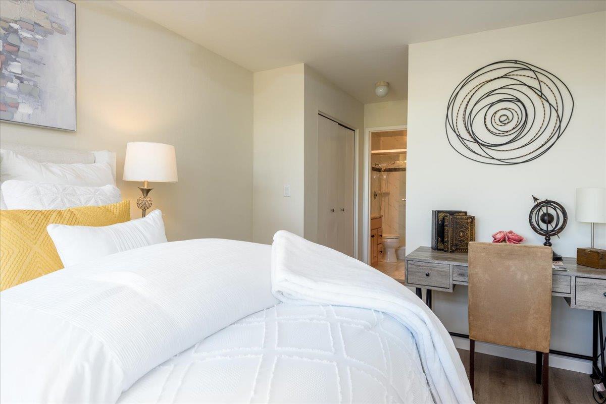 Detail Gallery Image 23 of 36 For 222 Laurel St #101,  San Carlos,  CA 94070 - 2 Beds | 2 Baths