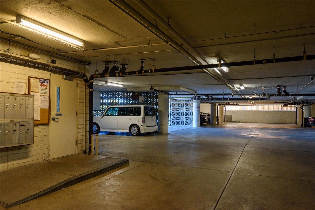 Detail Gallery Image 30 of 36 For 222 Laurel St #101,  San Carlos,  CA 94070 - 2 Beds | 2 Baths