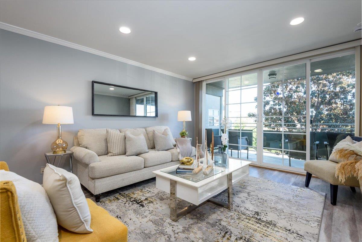 Detail Gallery Image 9 of 36 For 222 Laurel St #101,  San Carlos,  CA 94070 - 2 Beds | 2 Baths