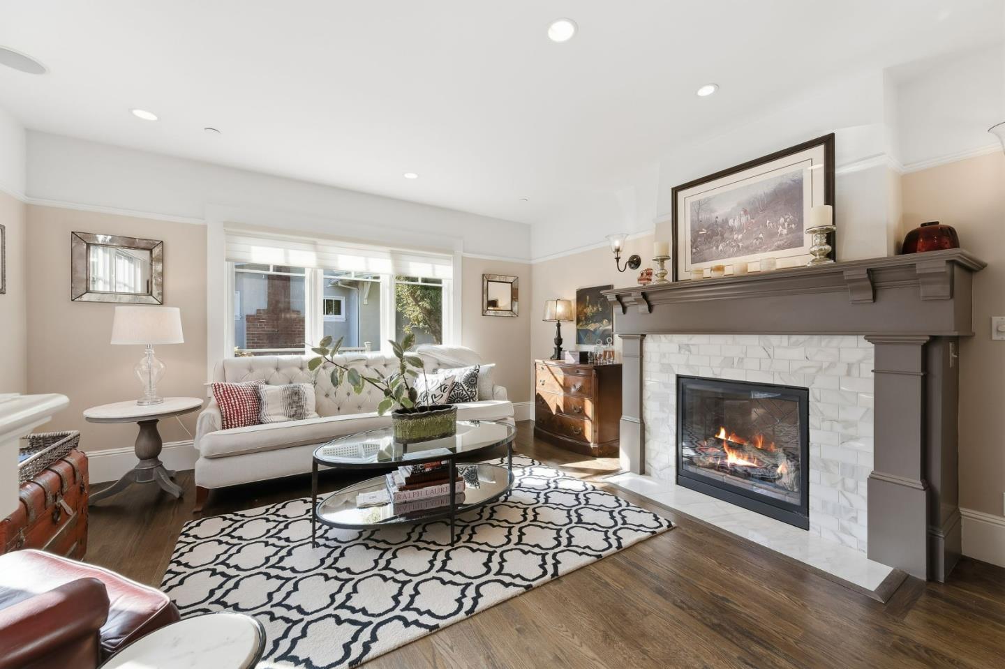 Detail Gallery Image 14 of 32 For 1212 Mills Ave, Burlingame,  CA 94010 - 4 Beds | 3 Baths