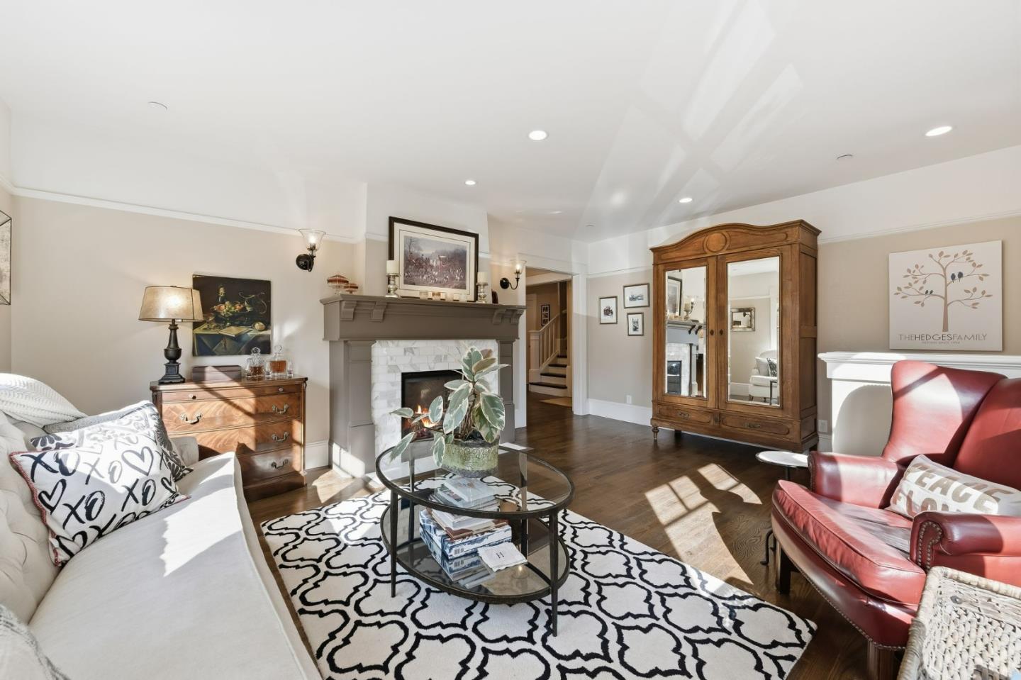 Detail Gallery Image 15 of 32 For 1212 Mills Ave, Burlingame,  CA 94010 - 4 Beds | 3 Baths