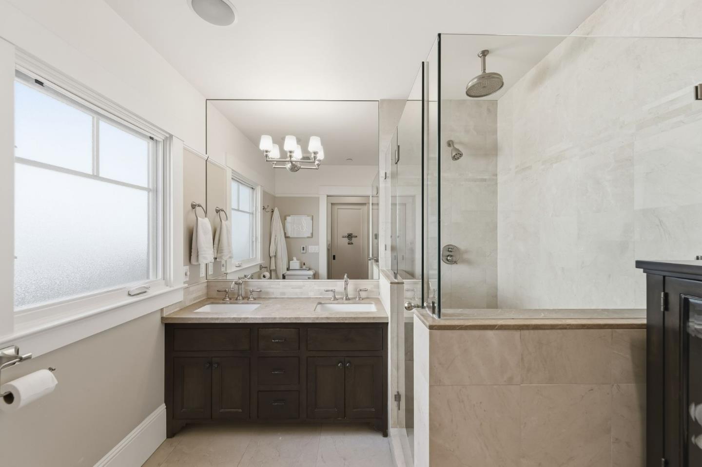 Detail Gallery Image 18 of 32 For 1212 Mills Ave, Burlingame,  CA 94010 - 4 Beds | 3 Baths