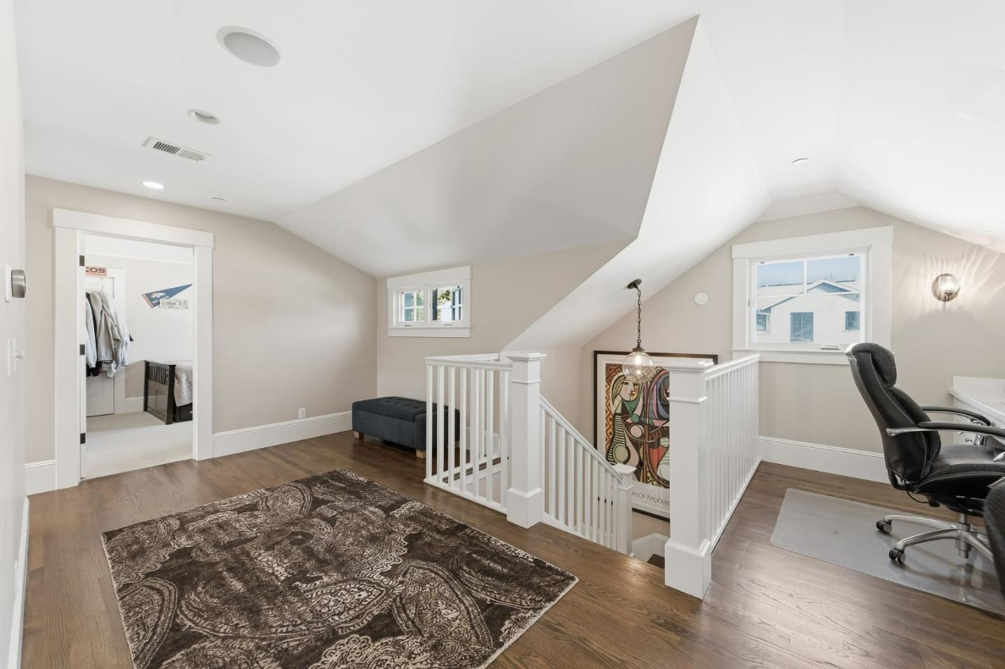 Detail Gallery Image 23 of 32 For 1212 Mills Ave, Burlingame,  CA 94010 - 4 Beds | 3 Baths