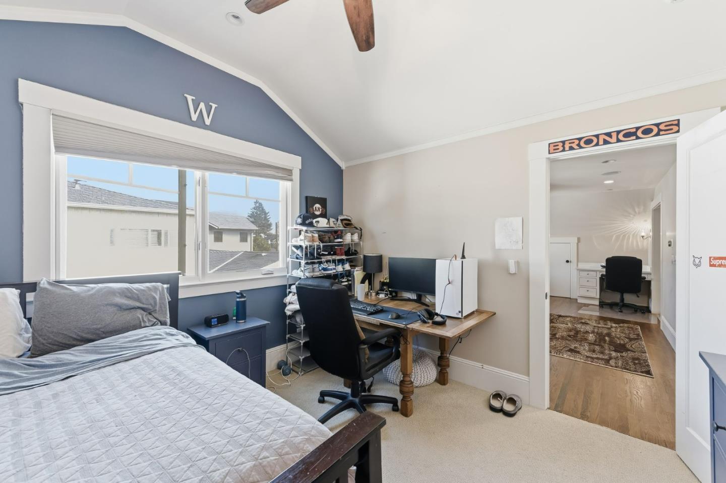 Detail Gallery Image 25 of 32 For 1212 Mills Ave, Burlingame,  CA 94010 - 4 Beds | 3 Baths