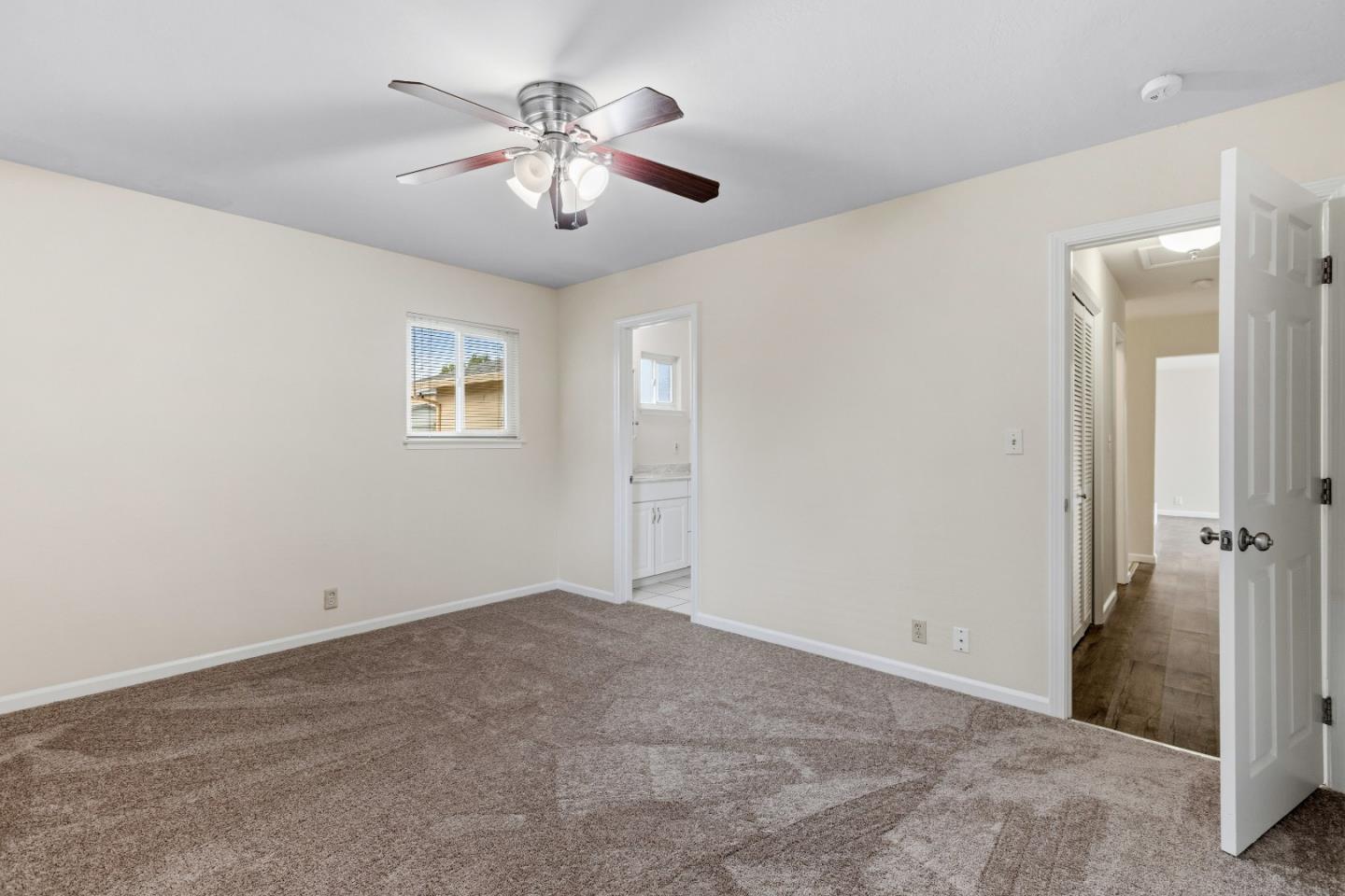 Detail Gallery Image 13 of 29 For 2048 Mayfield Ave, San Jose,  CA 95130 - 4 Beds | 2 Baths