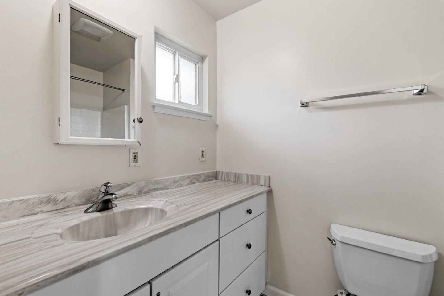 Detail Gallery Image 14 of 29 For 2048 Mayfield Ave, San Jose,  CA 95130 - 4 Beds | 2 Baths