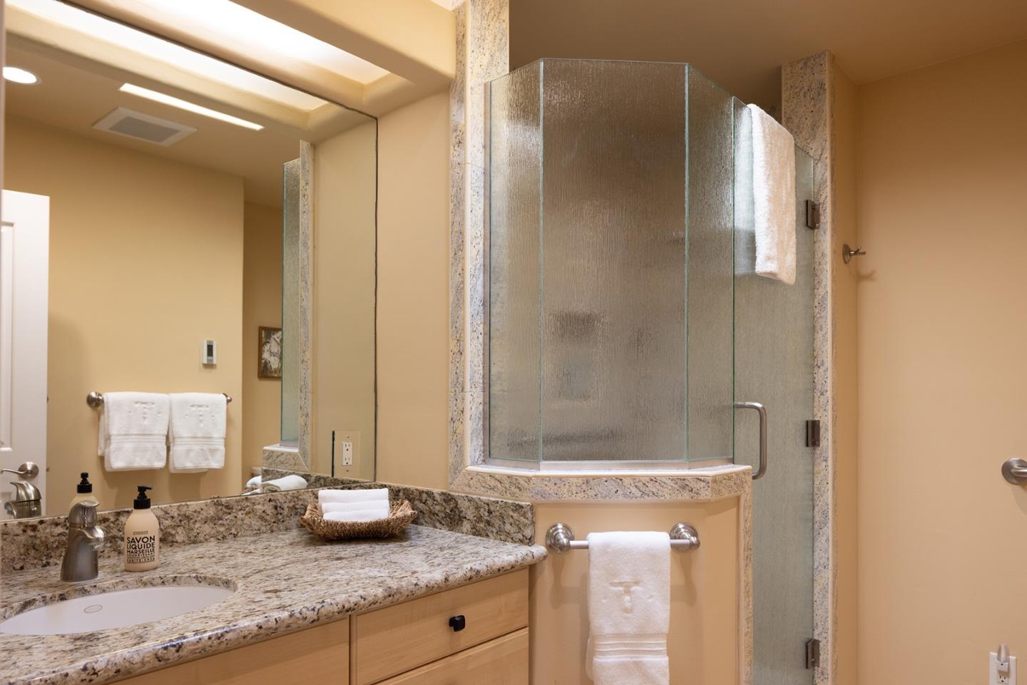 Detail Gallery Image 15 of 37 For 261 Del Mesa Carmel, Carmel,  CA 93923 - 2 Beds | 2 Baths