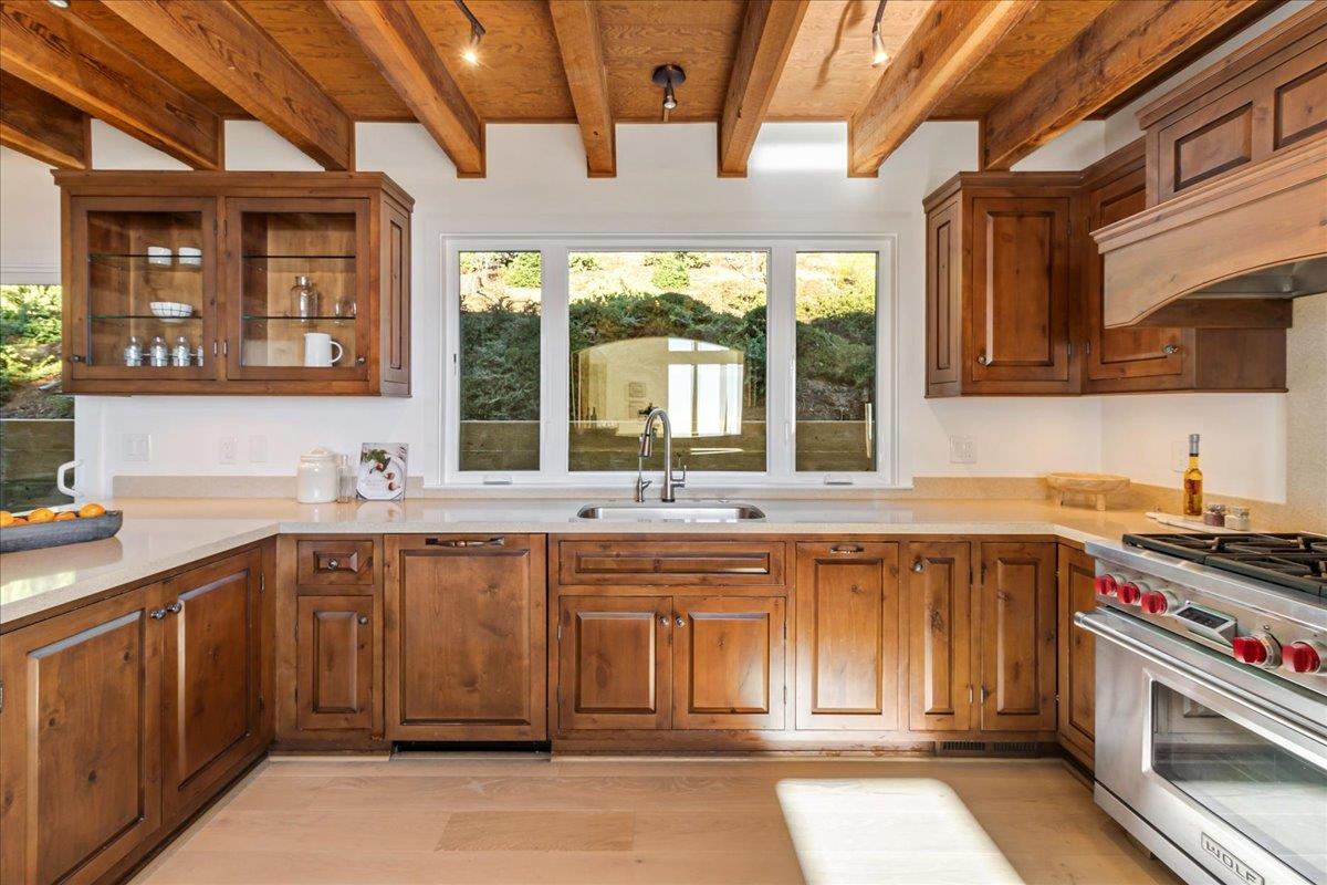 Detail Gallery Image 16 of 59 For 580 Rancho Prieta Rd, Los Gatos,  CA 95033 - 4 Beds | 2 Baths