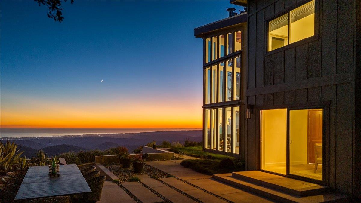 Detail Gallery Image 2 of 59 For 580 Rancho Prieta Rd, Los Gatos,  CA 95033 - 4 Beds | 2 Baths