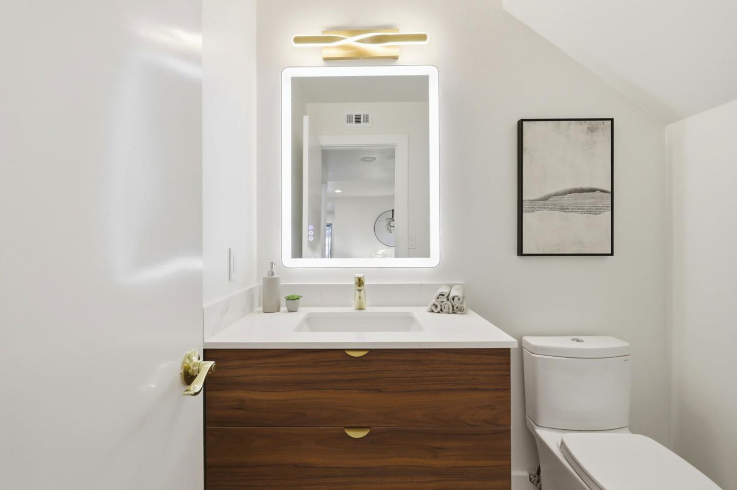 Detail Gallery Image 26 of 40 For 451 Carpentier Way, San Jose,  CA 95111 - 4 Beds | 2/1 Baths