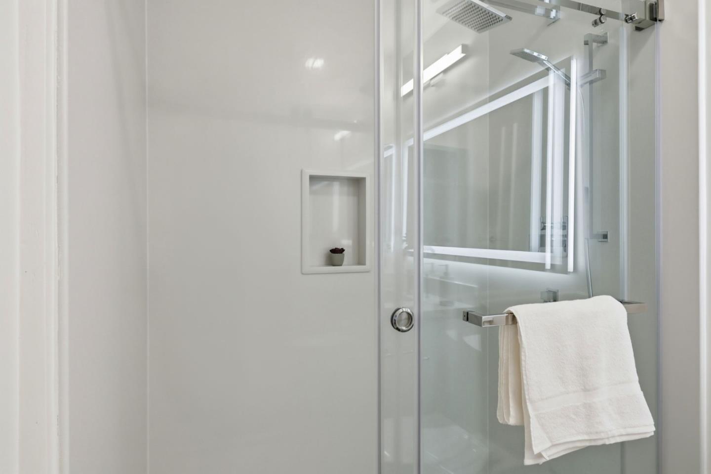 Detail Gallery Image 28 of 40 For 451 Carpentier Way, San Jose,  CA 95111 - 4 Beds | 2/1 Baths