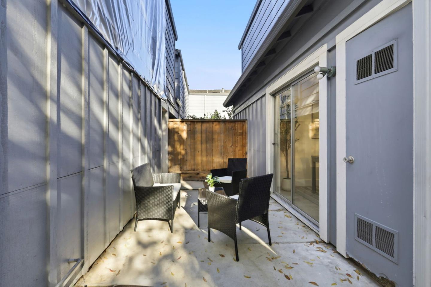 Detail Gallery Image 33 of 40 For 451 Carpentier Way, San Jose,  CA 95111 - 4 Beds | 2/1 Baths