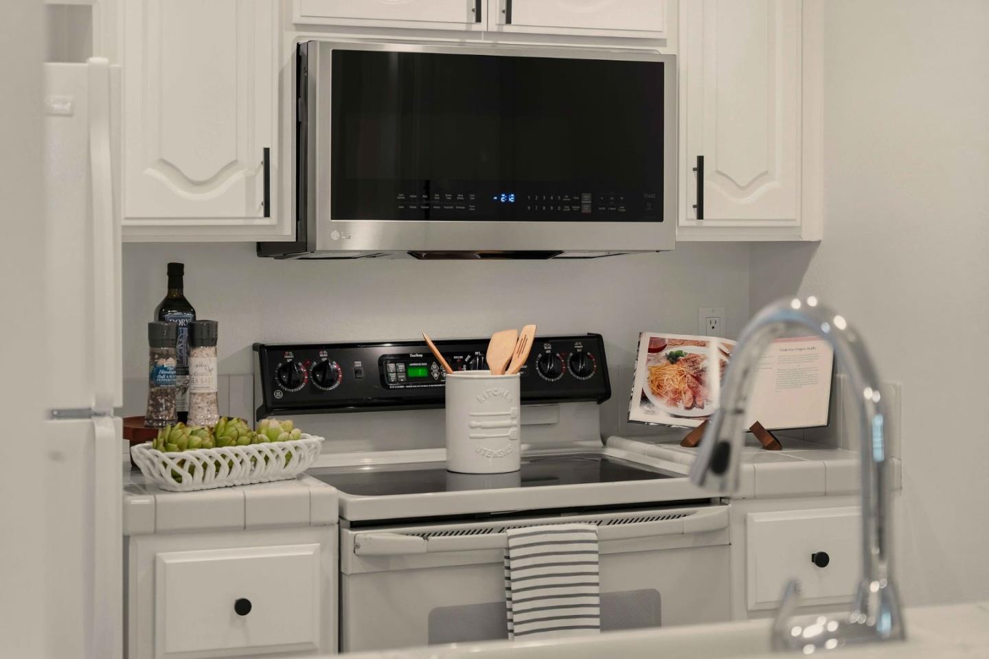 Photo #12: ML82028609 Listing: Photo #12