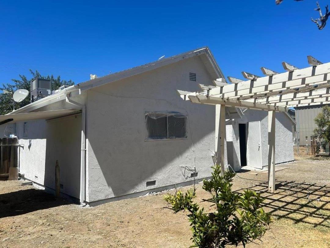 Detail Gallery Image 7 of 8 For 1410 Tanner Rd, Los Banos,  CA 93635 - 3 Beds | 1/1 Baths