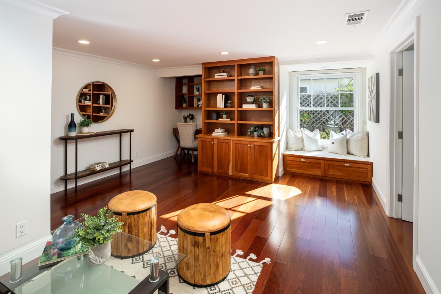 Detail Gallery Image 16 of 28 For 668 Tomi Lea St, Los Altos,  CA 94022 - 4 Beds | 3 Baths