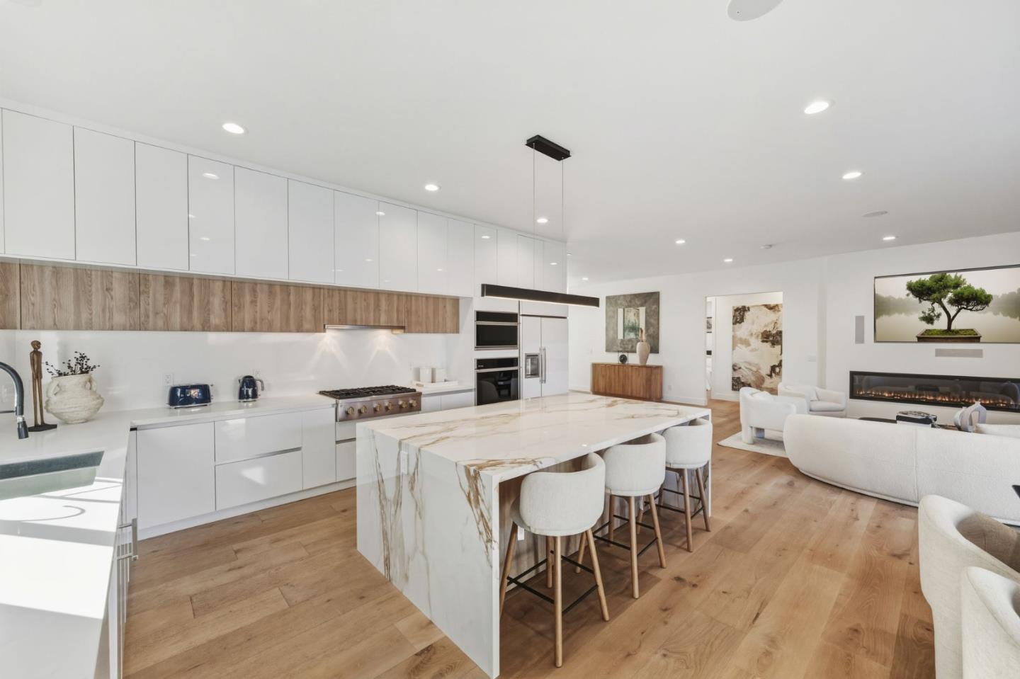 Detail Gallery Image 14 of 43 For 1806 Cottle Ave, San Jose,  CA 95125 - 4 Beds | 3/1 Baths