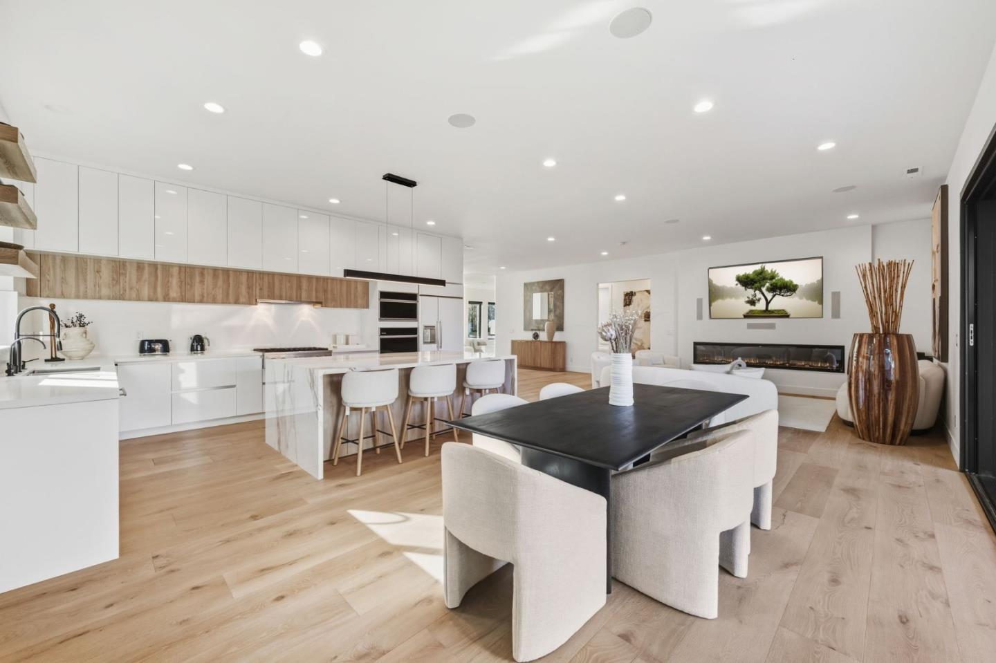 Detail Gallery Image 19 of 43 For 1806 Cottle Ave, San Jose,  CA 95125 - 4 Beds | 3/1 Baths