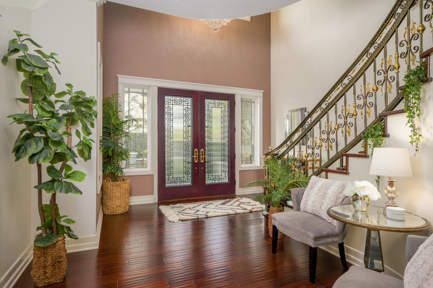 Detail Gallery Image 11 of 57 For 780 S El Monte Ave, Los Altos,  CA 94022 - 5 Beds | 4/2 Baths