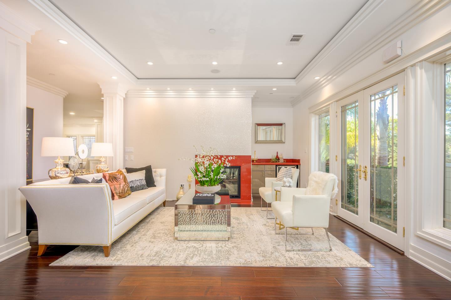 Detail Gallery Image 14 of 57 For 780 S El Monte Ave, Los Altos,  CA 94022 - 5 Beds | 4/2 Baths